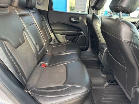 Used 2018 Jeep Compass Latitude w/ Popular Equipment Group image 13