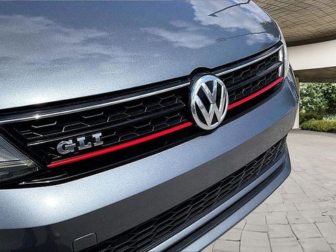 Used 2017 Volkswagen Jetta GLI FWD image 24