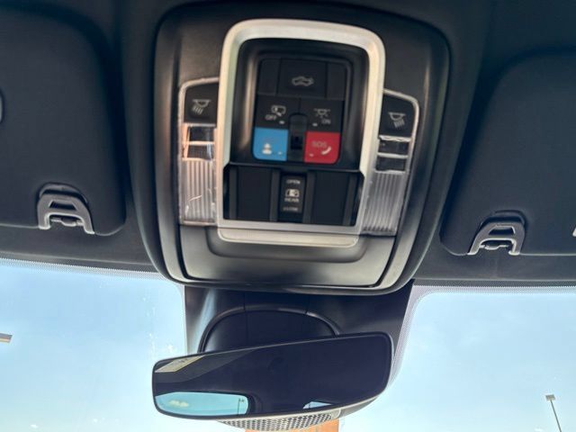 New 2026 RAM 2500 Laramie AWD/4WD image 40