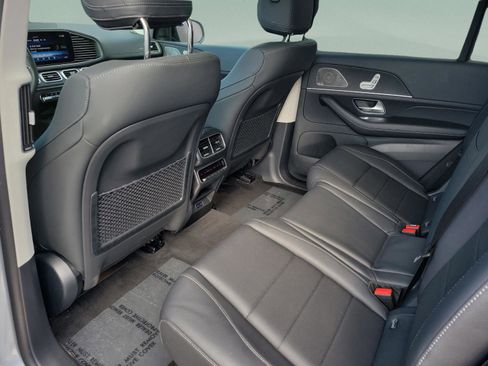 Certified 2026 Mercedes-Benz GLS 450 4MATIC image 10