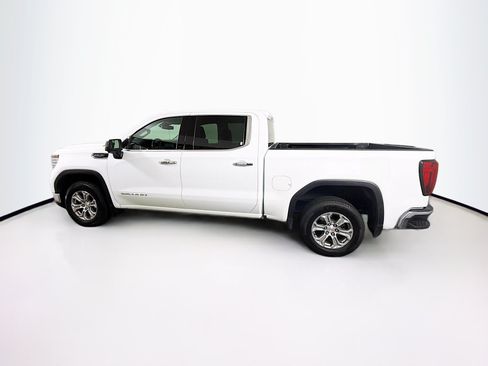Used 2025 GMC Sierra 1500 SLT RWD image 4
