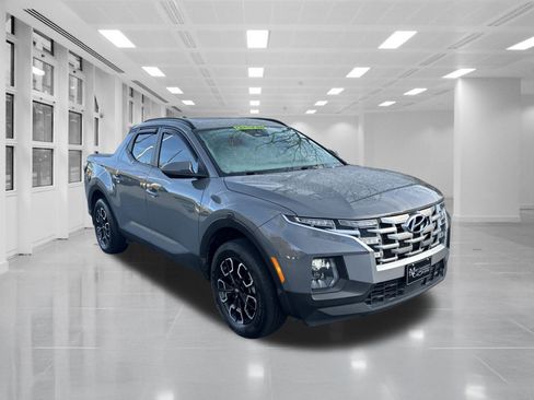 Used 2023 Hyundai Santa Cruz SEL Premium image 3