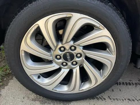 Used 2019 Lincoln Navigator L Reserve AWD/4WD image 15
