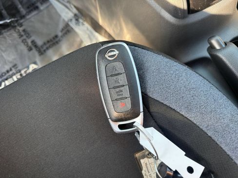 Used 2025 Nissan Versa SV FWD image 21
