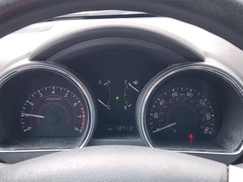 Used 2012 Toyota Highlander FWD image 16