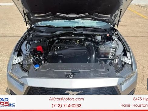 Used 2024 Ford Mustang Convertible RWD image 21