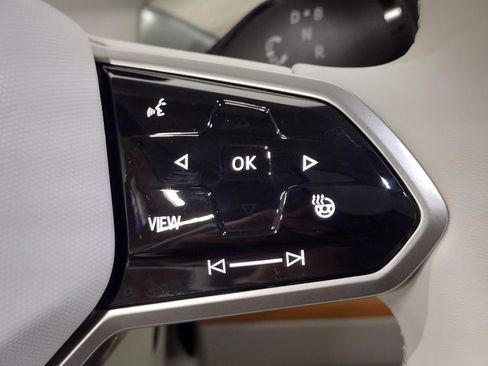 New 2025 Volkswagen ID. Buzz 1st Edition image 33