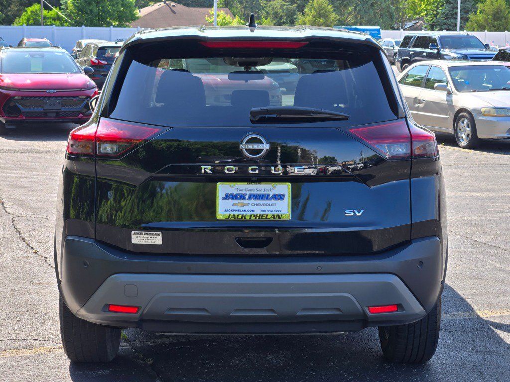Used 2023 Nissan Rogue SV FWD image 12