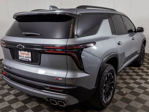 Used 2024 Chevrolet Traverse Z71 AWD/4WD image 13