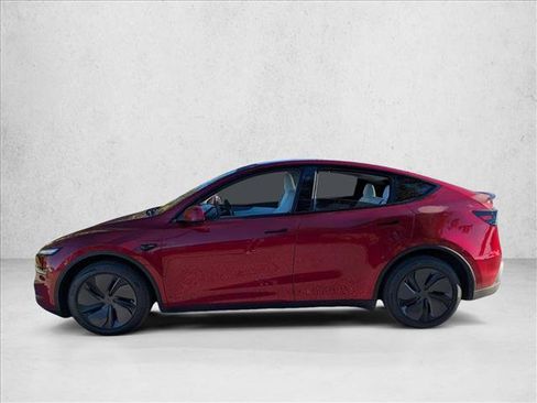 Used 2026 Tesla Model Y AWD image 6