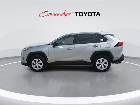 Certified 2025 Toyota RAV4 LE FWD image 5