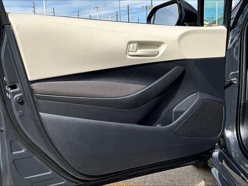 Used 2026 Toyota Corolla LE image 21