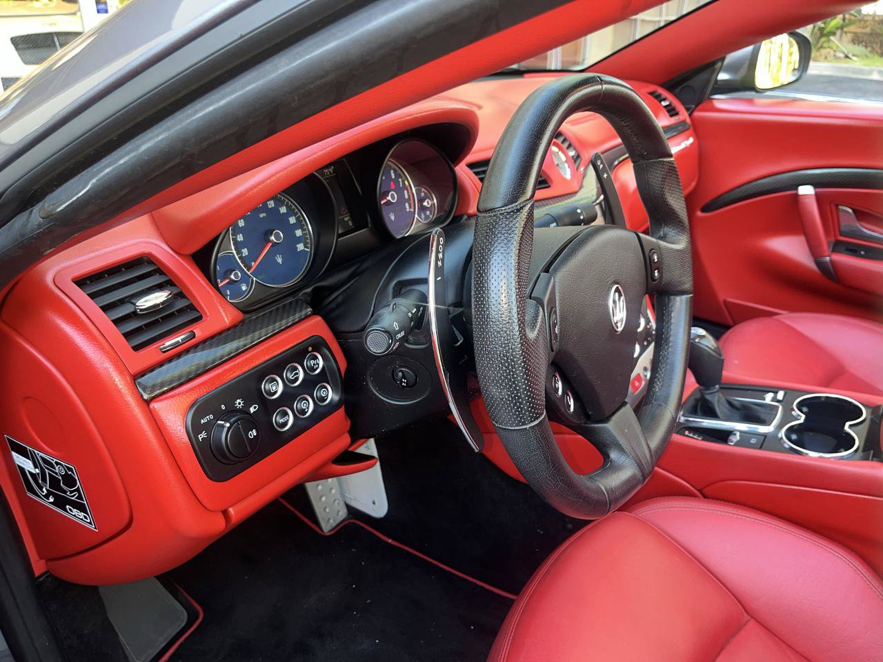 Used 2016 Maserati GranTurismo Sport RWD image 24