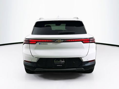 Used 2025 Chevrolet Equinox EV LT image 7