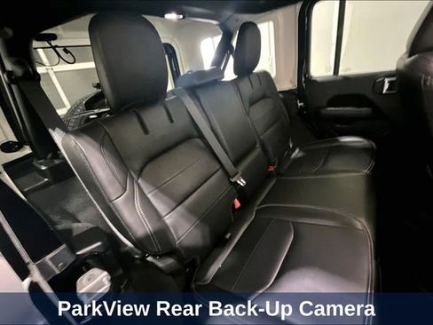 Used 2021 Jeep Wrangler Unlimited Sahara w/ Cold Weather Group AWD/4WD image 34