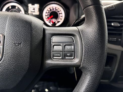 Used 2015 RAM 2500 Tradesman w/ Chrome Appearance Group RWD image 20