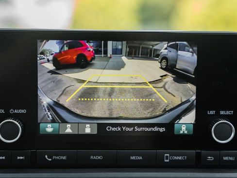 Used 2025 Honda Accord SE image 35
