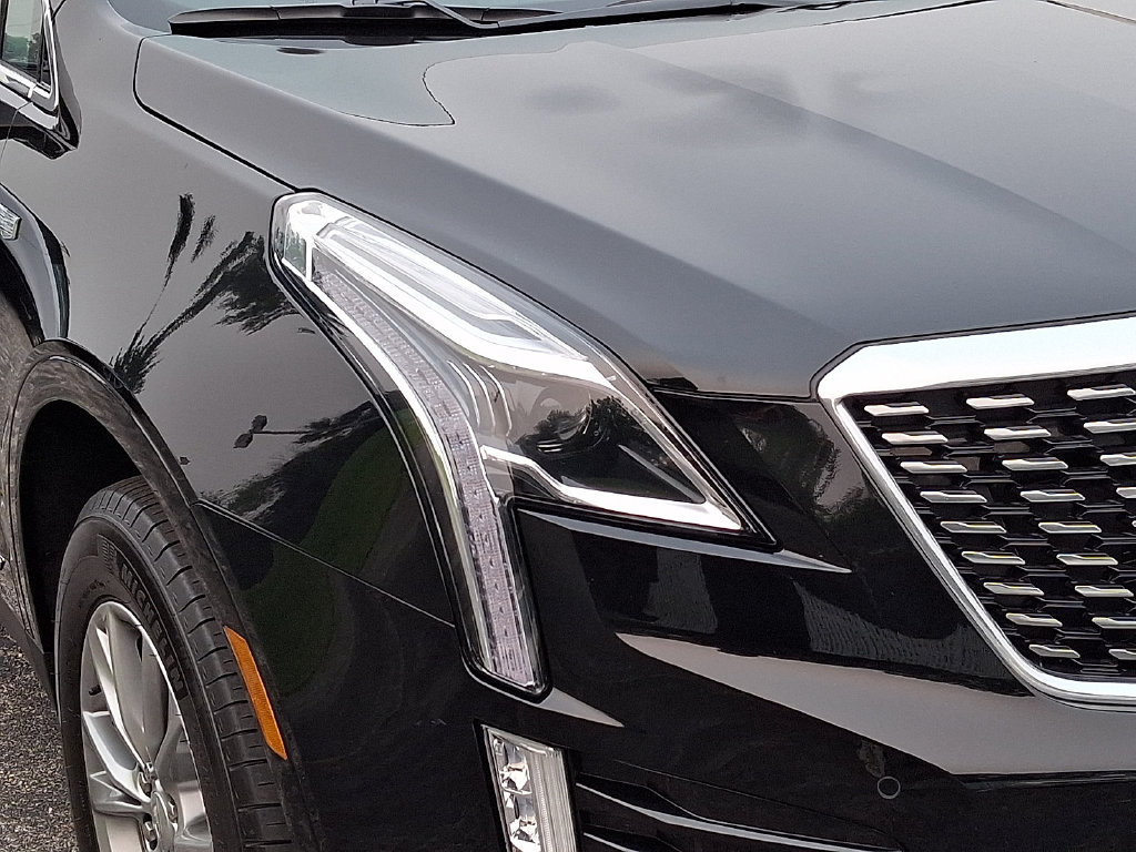 Certified 2023 Cadillac XT5 Premium Luxury AWD/4WD image 11