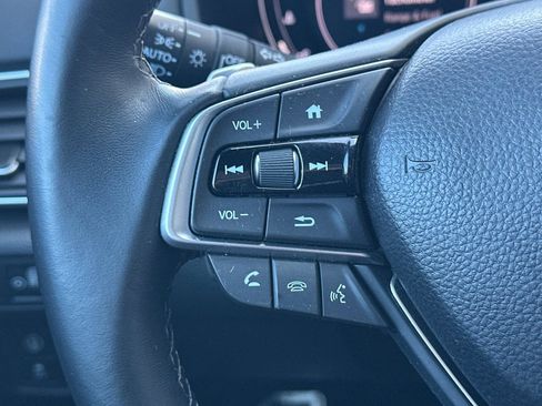 Used 2018 Honda Accord Sport image 27