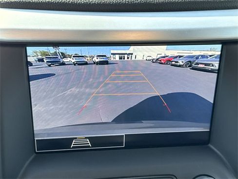 Certified 2023 GMC Acadia SLE w/ Driver Convenience Package image 14