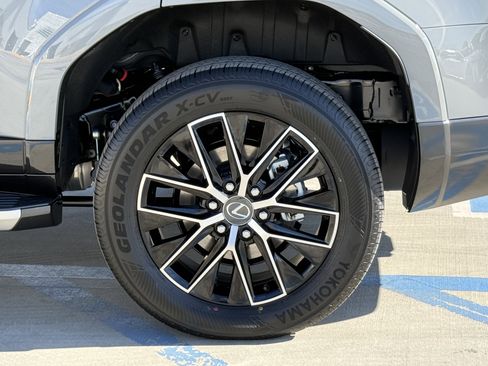 New 2026 Lexus GX 550 image 15