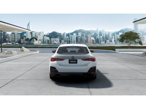 New 2026 BMW M440i w/ Premium Package RWD image 5