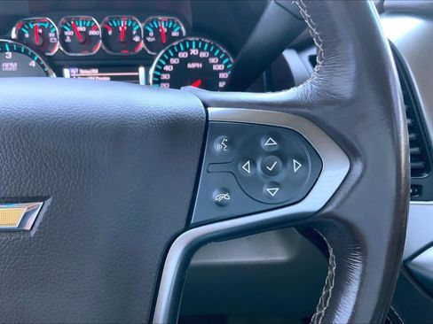 Used 2018 Chevrolet Tahoe Premier AWD/4WD image 25