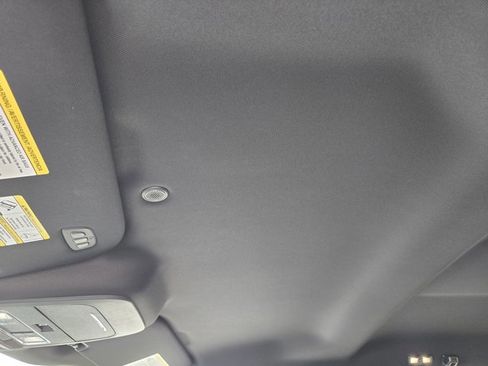 Certified 2025 Ford F150 Lariat w/ Equipment Group 501A Mid image 23