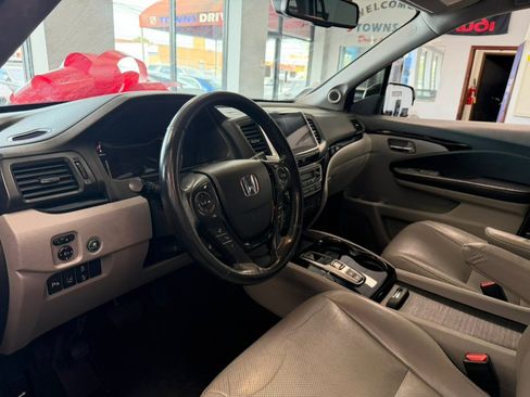 Used 2018 Honda Pilot Elite image 28