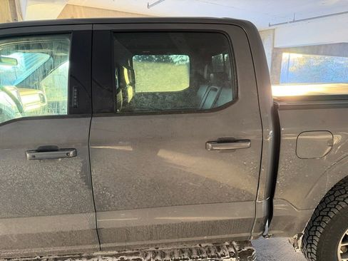 Used 2022 Ford F150 Lariat w/ Equipment Group 502A High image 3