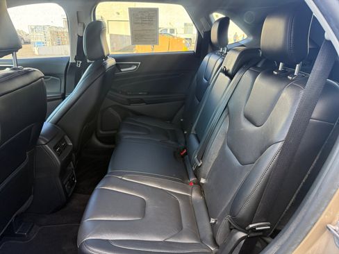 Certified 2020 Ford Edge Titanium image 26