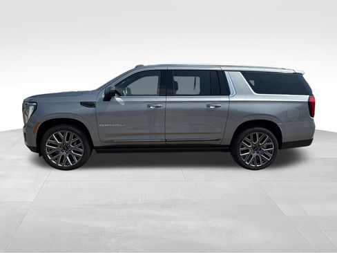 New 2026 GMC Yukon XL Denali Ultimate AWD/4WD image 11