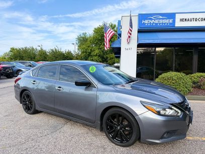 Used 2017 Nissan Altima 2.5 SR w/ Midnight Edition Package