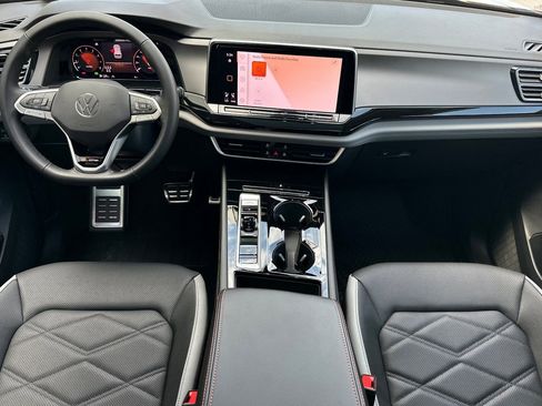 New 2026 Volkswagen Atlas Peak Edition AWD/4WD image 11