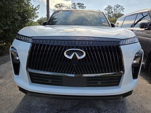 Certified 2025 INFINITI QX80 Autograph AWD/4WD image 2