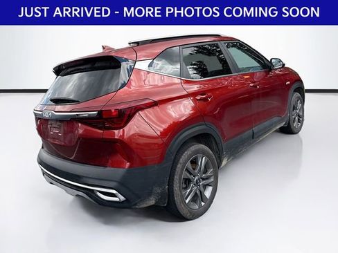 Used 2023 Kia Seltos S AWD/4WD image 8