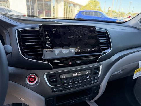 New 2026 Honda Ridgeline RTL image 18