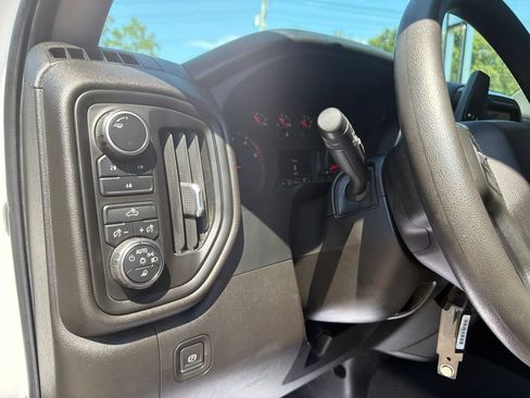 Certified 2022 Chevrolet Silverado 2500 Custom w/ Custom Value Package AWD/4WD image 27