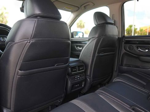 Used 2024 Honda Pilot EX-L image 13