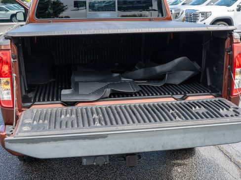 Used 2016 Nissan Frontier SV AWD/4WD image 28