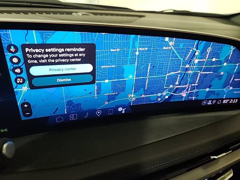 Used 2025 Cadillac XT4 Sport AWD/4WD image 18