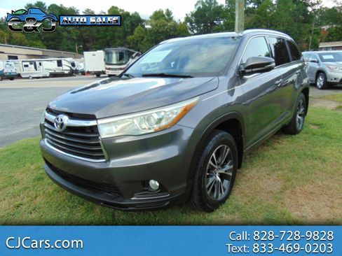 Used 2016 Toyota Highlander XLE FWD image 1
