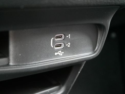 New 2026 Chrysler Pacifica Select image 17