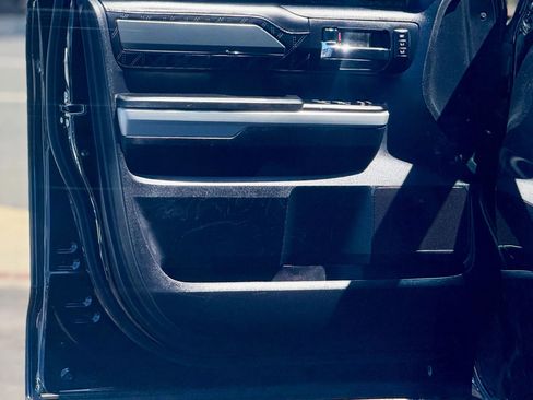 Used 2020 Toyota Tundra Platinum image 12