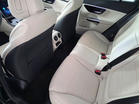 New 2026 Mercedes-Benz GLC 300 image 12