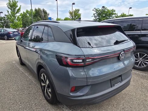 Used 2024 Volkswagen ID.4 2WD image 2