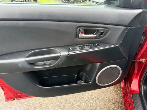 Used 2006 MAZDA MAZDA3 s Touring image 8