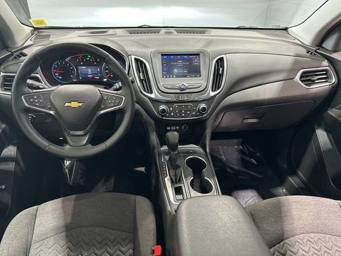 Used 2024 Chevrolet Equinox LT AWD/4WD image 7