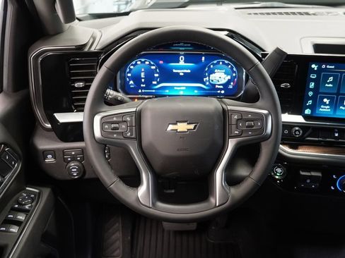 New 2026 Chevrolet Silverado 2500 LT image 9