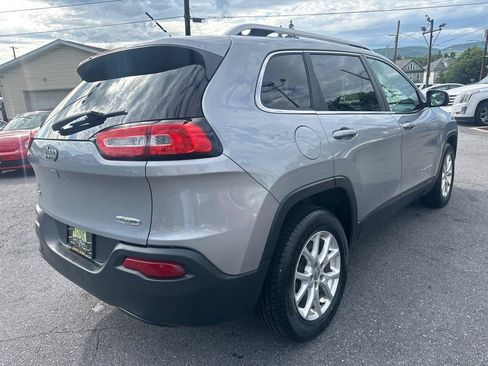 Used 2014 Jeep Cherokee Latitude w/ Comfort/Convenience Group AWD/4WD image 6